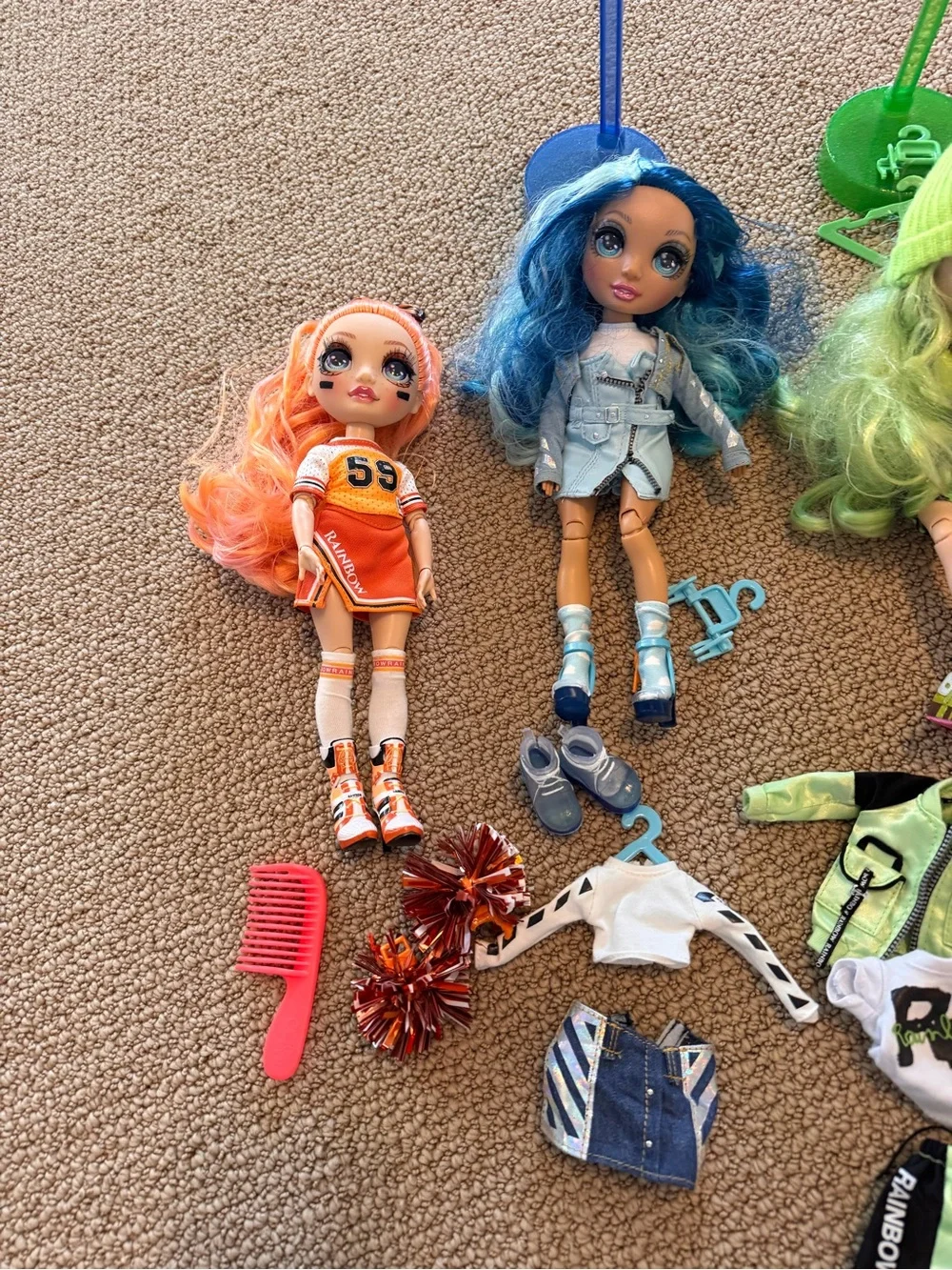 Rainbow High doll lot -7 dolls and accessories